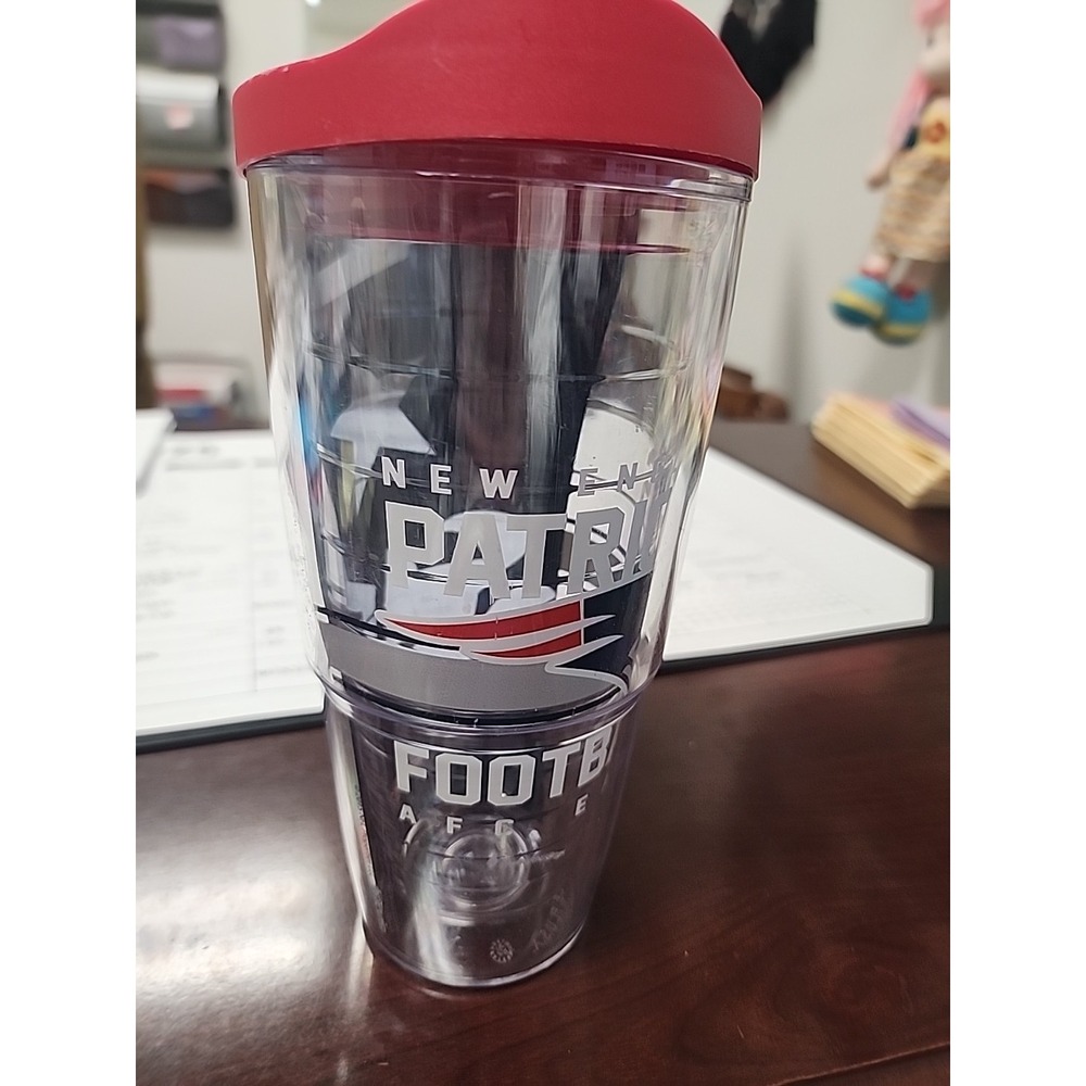Tervis Made in USA Double Walled NFL New England Patriots Insulated Tumbler Cup